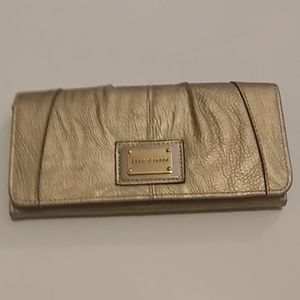 Gold billfold clutch